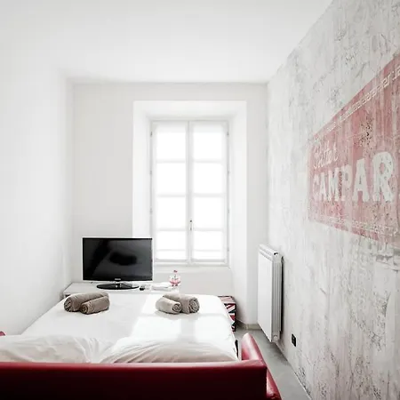 Ferienwohnung Be Happy - The House Of Travelers Como Exterior foto