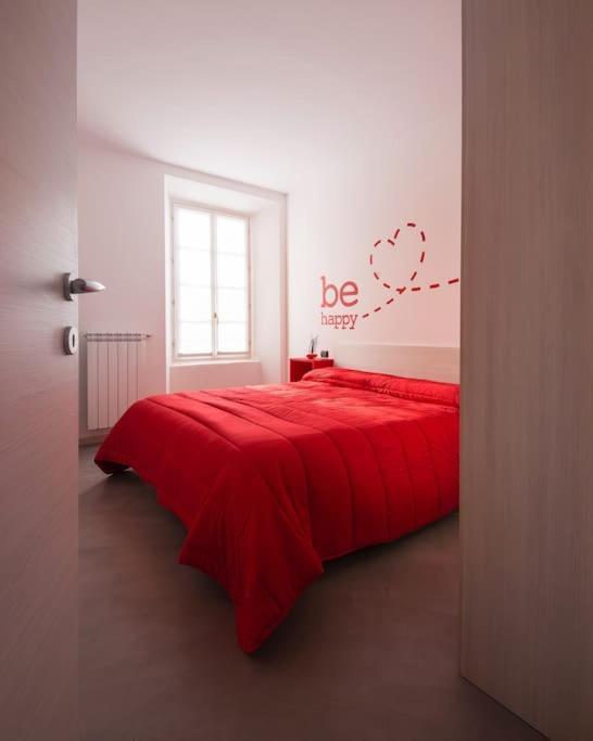Be Happy - The House Of Travelers Apartamento Como